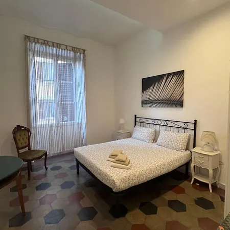 A Vicino Metro Vittorio Emanuele Appartement *